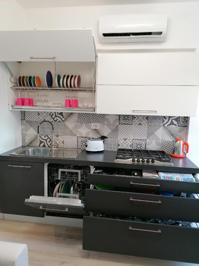 Retroscena Apartment In Centro Civitanova Marche Exterior photo